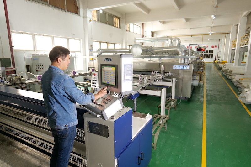 Shanghai GuangShun Machinery Co., Ltd productielijn van de fabrikant